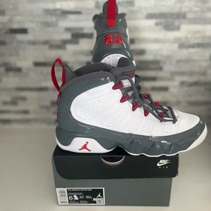 Air Jordan 9 fire red